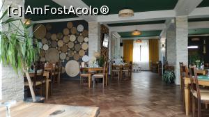 [P26] Complex turistic Magura - restaurantul vis a vis de receptie » foto by elenaadina
 - 
<span class="allrVoted glyphicon glyphicon-heart hidden" id="av1300318"></span>
<a class="m-l-10 hidden" id="sv1300318" onclick="voting_Foto_DelVot(,1300318,5210)" role="button">șterge vot <span class="glyphicon glyphicon-remove"></span></a>
<a id="v91300318" class=" c-red"  onclick="voting_Foto_SetVot(1300318)" role="button"><span class="glyphicon glyphicon-heart-empty"></span> <b>LIKE</b> = Votează poza</a> <img class="hidden"  id="f1300318W9" src="/imagini/loader.gif" border="0" /><span class="AjErrMes hidden" id="e1300318ErM"></span>