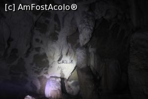 [P44] Peștera Ponicova, Galeria Concrețiunilor, Sala Concrețiunilor, forme frumoase lângă o prezență a omului urâtă » foto by mprofeanu
 - 
<span class="allrVoted glyphicon glyphicon-heart hidden" id="av1185514"></span>
<a class="m-l-10 hidden" id="sv1185514" onclick="voting_Foto_DelVot(,1185514,5212)" role="button">șterge vot <span class="glyphicon glyphicon-remove"></span></a>
<a id="v91185514" class=" c-red"  onclick="voting_Foto_SetVot(1185514)" role="button"><span class="glyphicon glyphicon-heart-empty"></span> <b>LIKE</b> = Votează poza</a> <img class="hidden"  id="f1185514W9" src="/imagini/loader.gif" border="0" /><span class="AjErrMes hidden" id="e1185514ErM"></span>
