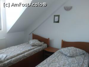 [P03] Academia Sâmbăta - cameră la mansardă » foto by calator2000
 - 
<span class="allrVoted glyphicon glyphicon-heart hidden" id="av1318824"></span>
<a class="m-l-10 hidden" id="sv1318824" onclick="voting_Foto_DelVot(,1318824,5217)" role="button">șterge vot <span class="glyphicon glyphicon-remove"></span></a>
<a id="v91318824" class=" c-red"  onclick="voting_Foto_SetVot(1318824)" role="button"><span class="glyphicon glyphicon-heart-empty"></span> <b>LIKE</b> = Votează poza</a> <img class="hidden"  id="f1318824W9" src="/imagini/loader.gif" border="0" /><span class="AjErrMes hidden" id="e1318824ErM"></span>