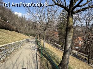 [P01] Pe Schlossberg » foto by Mika
 - 
<span class="allrVoted glyphicon glyphicon-heart hidden" id="av1521651"></span>
<a class="m-l-10 hidden" id="sv1521651" onclick="voting_Foto_DelVot(,1521651,5228)" role="button">șterge vot <span class="glyphicon glyphicon-remove"></span></a>
<a id="v91521651" class=" c-red"  onclick="voting_Foto_SetVot(1521651)" role="button"><span class="glyphicon glyphicon-heart-empty"></span> <b>LIKE</b> = Votează poza</a> <img class="hidden"  id="f1521651W9" src="/imagini/loader.gif" border="0" /><span class="AjErrMes hidden" id="e1521651ErM"></span>