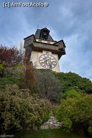 [P09] turnul cu ceas Graz » foto by georgiana27
 - 
<span class="allrVoted glyphicon glyphicon-heart hidden" id="av872638"></span>
<a class="m-l-10 hidden" id="sv872638" onclick="voting_Foto_DelVot(,872638,5228)" role="button">șterge vot <span class="glyphicon glyphicon-remove"></span></a>
<a id="v9872638" class=" c-red"  onclick="voting_Foto_SetVot(872638)" role="button"><span class="glyphicon glyphicon-heart-empty"></span> <b>LIKE</b> = Votează poza</a> <img class="hidden"  id="f872638W9" src="/imagini/loader.gif" border="0" /><span class="AjErrMes hidden" id="e872638ErM"></span>