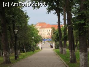 [P06] Coborând din parc spre centrul orașului.  » foto by tata123 🔱
 - 
<span class="allrVoted glyphicon glyphicon-heart hidden" id="av873972"></span>
<a class="m-l-10 hidden" id="sv873972" onclick="voting_Foto_DelVot(,873972,5247)" role="button">șterge vot <span class="glyphicon glyphicon-remove"></span></a>
<a id="v9873972" class=" c-red"  onclick="voting_Foto_SetVot(873972)" role="button"><span class="glyphicon glyphicon-heart-empty"></span> <b>LIKE</b> = Votează poza</a> <img class="hidden"  id="f873972W9" src="/imagini/loader.gif" border="0" /><span class="AjErrMes hidden" id="e873972ErM"></span>