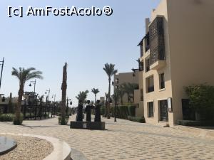 [P2x] Aleea de promenadă care desparte hotelurile Steigenberger » foto by nicole33
 - 
<span class="allrVoted glyphicon glyphicon-heart hidden" id="av1344968"></span>
<a class="m-l-10 hidden" id="sv1344968" onclick="voting_Foto_DelVot(,1344968,5248)" role="button">șterge vot <span class="glyphicon glyphicon-remove"></span></a>
<a id="v91344968" class=" c-red"  onclick="voting_Foto_SetVot(1344968)" role="button"><span class="glyphicon glyphicon-heart-empty"></span> <b>LIKE</b> = Votează poza</a> <img class="hidden"  id="f1344968W9" src="/imagini/loader.gif" border="0" /><span class="AjErrMes hidden" id="e1344968ErM"></span>