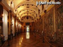 [P17] Ultima sala,cea a tapiseriilor,iar pe usa din fundal se iese in gradini » foto by BOGDAN DSN
 - 
<span class="allrVoted glyphicon glyphicon-heart hidden" id="av156096"></span>
<a class="m-l-10 hidden" id="sv156096" onclick="voting_Foto_DelVot(,156096,5274)" role="button">șterge vot <span class="glyphicon glyphicon-remove"></span></a>
<a id="v9156096" class=" c-red"  onclick="voting_Foto_SetVot(156096)" role="button"><span class="glyphicon glyphicon-heart-empty"></span> <b>LIKE</b> = Votează poza</a> <img class="hidden"  id="f156096W9" src="/imagini/loader.gif" border="0" /><span class="AjErrMes hidden" id="e156096ErM"></span>