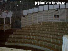 [P05] Amfiteatrul unde contra sumei de 200 ron/ora puteai organiza orice eveniment. cand am fost noi era chiar o cununie civila » foto by george_bton*
 - 
<span class="allrVoted glyphicon glyphicon-heart hidden" id="av314368"></span>
<a class="m-l-10 hidden" id="sv314368" onclick="voting_Foto_DelVot(,314368,5279)" role="button">șterge vot <span class="glyphicon glyphicon-remove"></span></a>
<a id="v9314368" class=" c-red"  onclick="voting_Foto_SetVot(314368)" role="button"><span class="glyphicon glyphicon-heart-empty"></span> <b>LIKE</b> = Votează poza</a> <img class="hidden"  id="f314368W9" src="/imagini/loader.gif" border="0" /><span class="AjErrMes hidden" id="e314368ErM"></span>