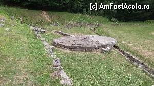 [P01] Cadranul solar Sarmisegetusa Regia » foto by cuza
 - 
<span class="allrVoted glyphicon glyphicon-heart hidden" id="av368728"></span>
<a class="m-l-10 hidden" id="sv368728" onclick="voting_Foto_DelVot(,368728,5311)" role="button">șterge vot <span class="glyphicon glyphicon-remove"></span></a>
<a id="v9368728" class=" c-red"  onclick="voting_Foto_SetVot(368728)" role="button"><span class="glyphicon glyphicon-heart-empty"></span> <b>LIKE</b> = Votează poza</a> <img class="hidden"  id="f368728W9" src="/imagini/loader.gif" border="0" /><span class="AjErrMes hidden" id="e368728ErM"></span>