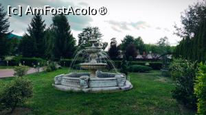[P01] fantana in curtea pensiunii » foto by myk007
 - 
<span class="allrVoted glyphicon glyphicon-heart hidden" id="av1492991"></span>
<a class="m-l-10 hidden" id="sv1492991" onclick="voting_Foto_DelVot(,1492991,5318)" role="button">șterge vot <span class="glyphicon glyphicon-remove"></span></a>
<a id="v91492991" class=" c-red"  onclick="voting_Foto_SetVot(1492991)" role="button"><span class="glyphicon glyphicon-heart-empty"></span> <b>LIKE</b> = Votează poza</a> <img class="hidden"  id="f1492991W9" src="/imagini/loader.gif" border="0" /><span class="AjErrMes hidden" id="e1492991ErM"></span>