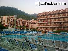 [P06] Aşa arată hotelul dimineaţa, puţin înainte de răsăritul soarelui » foto by Aeerdna*
 - 
<span class="allrVoted glyphicon glyphicon-heart hidden" id="av262906"></span>
<a class="m-l-10 hidden" id="sv262906" onclick="voting_Foto_DelVot(,262906,5325)" role="button">șterge vot <span class="glyphicon glyphicon-remove"></span></a>
<a id="v9262906" class=" c-red"  onclick="voting_Foto_SetVot(262906)" role="button"><span class="glyphicon glyphicon-heart-empty"></span> <b>LIKE</b> = Votează poza</a> <img class="hidden"  id="f262906W9" src="/imagini/loader.gif" border="0" /><span class="AjErrMes hidden" id="e262906ErM"></span>