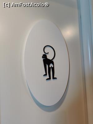 [P30] Monkeys Restaurant - decor pe ușa de la baie » foto by crismis
 - 
<span class="allrVoted glyphicon glyphicon-heart hidden" id="av1342613"></span>
<a class="m-l-10 hidden" id="sv1342613" onclick="voting_Foto_DelVot(,1342613,5424)" role="button">șterge vot <span class="glyphicon glyphicon-remove"></span></a>
<a id="v91342613" class=" c-red"  onclick="voting_Foto_SetVot(1342613)" role="button"><span class="glyphicon glyphicon-heart-empty"></span> <b>LIKE</b> = Votează poza</a> <img class="hidden"  id="f1342613W9" src="/imagini/loader.gif" border="0" /><span class="AjErrMes hidden" id="e1342613ErM"></span>
