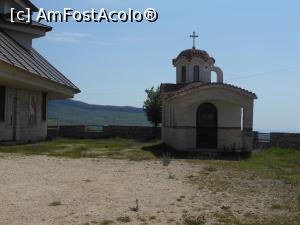 [P24] Naeni - Biserica "Dintr-o Piatra". Paraclisul. » foto by iulianic
 - 
<span class="allrVoted glyphicon glyphicon-heart hidden" id="av1306719"></span>
<a class="m-l-10 hidden" id="sv1306719" onclick="voting_Foto_DelVot(,1306719,5439)" role="button">șterge vot <span class="glyphicon glyphicon-remove"></span></a>
<a id="v91306719" class=" c-red"  onclick="voting_Foto_SetVot(1306719)" role="button"><span class="glyphicon glyphicon-heart-empty"></span> <b>LIKE</b> = Votează poza</a> <img class="hidden"  id="f1306719W9" src="/imagini/loader.gif" border="0" /><span class="AjErrMes hidden" id="e1306719ErM"></span>