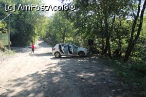 [P01] Satul Nucu, Am coborât în mica Parcare, aproape de Drumul Forestier, se vede în depărtare ce duce spre Schiturile Rupestre Bozioru » foto by mprofeanu
 - 
<span class="allrVoted glyphicon glyphicon-heart hidden" id="av1409650"></span>
<a class="m-l-10 hidden" id="sv1409650" onclick="voting_Foto_DelVot(,1409650,5439)" role="button">șterge vot <span class="glyphicon glyphicon-remove"></span></a>
<a id="v91409650" class=" c-red"  onclick="voting_Foto_SetVot(1409650)" role="button"><span class="glyphicon glyphicon-heart-empty"></span> <b>LIKE</b> = Votează poza</a> <img class="hidden"  id="f1409650W9" src="/imagini/loader.gif" border="0" /><span class="AjErrMes hidden" id="e1409650ErM"></span>