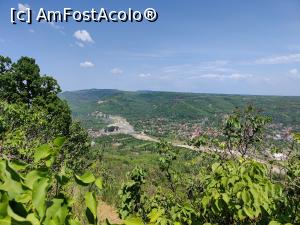 [P56] Dealul cu Lilieci; vedere spre valea Slănicului » foto by crismis
 - 
<span class="allrVoted glyphicon glyphicon-heart hidden" id="av1386667"></span>
<a class="m-l-10 hidden" id="sv1386667" onclick="voting_Foto_DelVot(,1386667,5439)" role="button">șterge vot <span class="glyphicon glyphicon-remove"></span></a>
<a id="v91386667" class=" c-red"  onclick="voting_Foto_SetVot(1386667)" role="button"><span class="glyphicon glyphicon-heart-empty"></span> <b>LIKE</b> = Votează poza</a> <img class="hidden"  id="f1386667W9" src="/imagini/loader.gif" border="0" /><span class="AjErrMes hidden" id="e1386667ErM"></span>