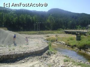 [P21] Sub săgeată-s eu, ca să nu spuneți că n-AM FOST ACOLO! » foto by Yersinia Pestis
 - 
<span class="allrVoted glyphicon glyphicon-heart hidden" id="av906595"></span>
<a class="m-l-10 hidden" id="sv906595" onclick="voting_Foto_DelVot(,906595,5439)" role="button">șterge vot <span class="glyphicon glyphicon-remove"></span></a>
<a id="v9906595" class=" c-red"  onclick="voting_Foto_SetVot(906595)" role="button"><span class="glyphicon glyphicon-heart-empty"></span> <b>LIKE</b> = Votează poza</a> <img class="hidden"  id="f906595W9" src="/imagini/loader.gif" border="0" /><span class="AjErrMes hidden" id="e906595ErM"></span>