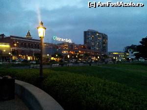 [P12] Ghirardelli squeare » foto by Marinusch
 - 
<span class="allrVoted glyphicon glyphicon-heart hidden" id="av519343"></span>
<a class="m-l-10 hidden" id="sv519343" onclick="voting_Foto_DelVot(,519343,5485)" role="button">șterge vot <span class="glyphicon glyphicon-remove"></span></a>
<a id="v9519343" class=" c-red"  onclick="voting_Foto_SetVot(519343)" role="button"><span class="glyphicon glyphicon-heart-empty"></span> <b>LIKE</b> = Votează poza</a> <img class="hidden"  id="f519343W9" src="/imagini/loader.gif" border="0" /><span class="AjErrMes hidden" id="e519343ErM"></span>