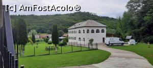 [P30] Țițești, Argeș, Mănăstirea Valea Mănăstirii, Clădirea Anexelor Mănăstirești » foto by mprofeanu
 - 
<span class="allrVoted glyphicon glyphicon-heart hidden" id="av1370947"></span>
<a class="m-l-10 hidden" id="sv1370947" onclick="voting_Foto_DelVot(,1370947,5499)" role="button">șterge vot <span class="glyphicon glyphicon-remove"></span></a>
<a id="v91370947" class=" c-red"  onclick="voting_Foto_SetVot(1370947)" role="button"><span class="glyphicon glyphicon-heart-empty"></span> <b>LIKE</b> = Votează poza</a> <img class="hidden"  id="f1370947W9" src="/imagini/loader.gif" border="0" /><span class="AjErrMes hidden" id="e1370947ErM"></span>