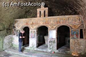 [P62] Mănăstirea Corbii de Piatră, Biserica Rupestră, Altarul cu Iconostasul zidit și pictat acum vreo 200 de ani » foto by mprofeanu
 - 
<span class="allrVoted glyphicon glyphicon-heart hidden" id="av1166967"></span>
<a class="m-l-10 hidden" id="sv1166967" onclick="voting_Foto_DelVot(,1166967,5499)" role="button">șterge vot <span class="glyphicon glyphicon-remove"></span></a>
<a id="v91166967" class=" c-red"  onclick="voting_Foto_SetVot(1166967)" role="button"><span class="glyphicon glyphicon-heart-empty"></span> <b>LIKE</b> = Votează poza</a> <img class="hidden"  id="f1166967W9" src="/imagini/loader.gif" border="0" /><span class="AjErrMes hidden" id="e1166967ErM"></span>
