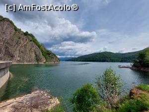 [P31] Barajul și Lacul Vidraru. » foto by maryka
 - 
<span class="allrVoted glyphicon glyphicon-heart hidden" id="av1301092"></span>
<a class="m-l-10 hidden" id="sv1301092" onclick="voting_Foto_DelVot(,1301092,5499)" role="button">șterge vot <span class="glyphicon glyphicon-remove"></span></a>
<a id="v91301092" class=" c-red"  onclick="voting_Foto_SetVot(1301092)" role="button"><span class="glyphicon glyphicon-heart-empty"></span> <b>LIKE</b> = Votează poza</a> <img class="hidden"  id="f1301092W9" src="/imagini/loader.gif" border="0" /><span class="AjErrMes hidden" id="e1301092ErM"></span>