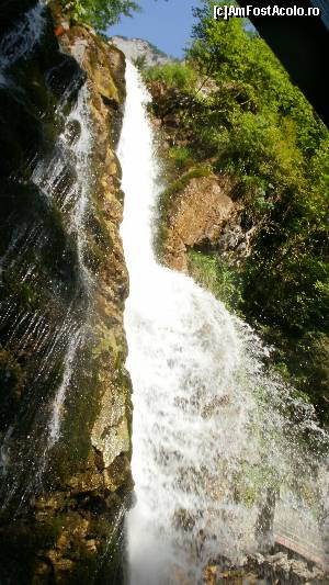 P05 [JUL-2012] Cascada Urlatoarea- nu puteai sa stai prea aproape