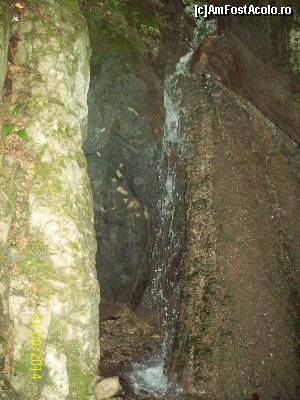 [P42] O mica cascada langa poteca ce ocoleste canionul.  » foto by DanTal74
 - 
<span class="allrVoted glyphicon glyphicon-heart hidden" id="av568091"></span>
<a class="m-l-10 hidden" id="sv568091" onclick="voting_Foto_DelVot(,568091,5531)" role="button">șterge vot <span class="glyphicon glyphicon-remove"></span></a>
<a id="v9568091" class=" c-red"  onclick="voting_Foto_SetVot(568091)" role="button"><span class="glyphicon glyphicon-heart-empty"></span> <b>LIKE</b> = Votează poza</a> <img class="hidden"  id="f568091W9" src="/imagini/loader.gif" border="0" /><span class="AjErrMes hidden" id="e568091ErM"></span>