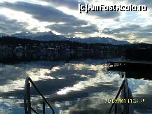 [P03] Muntii Karawanken si Velden oglindindu-se in apele lacului Woerthersee » foto by Alina53
 - 
<span class="allrVoted glyphicon glyphicon-heart hidden" id="av292748"></span>
<a class="m-l-10 hidden" id="sv292748" onclick="voting_Foto_DelVot(,292748,5556)" role="button">șterge vot <span class="glyphicon glyphicon-remove"></span></a>
<a id="v9292748" class=" c-red"  onclick="voting_Foto_SetVot(292748)" role="button"><span class="glyphicon glyphicon-heart-empty"></span> <b>LIKE</b> = Votează poza</a> <img class="hidden"  id="f292748W9" src="/imagini/loader.gif" border="0" /><span class="AjErrMes hidden" id="e292748ErM"></span>