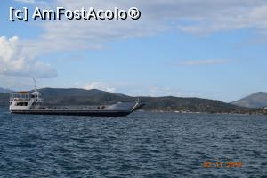 [P08] Un ferry-boat sosind de pe continent.  » foto by Ioan Raita
 - 
<span class="allrVoted glyphicon glyphicon-heart hidden" id="av1049583"></span>
<a class="m-l-10 hidden" id="sv1049583" onclick="voting_Foto_DelVot(,1049583,5571)" role="button">șterge vot <span class="glyphicon glyphicon-remove"></span></a>
<a id="v91049583" class=" c-red"  onclick="voting_Foto_SetVot(1049583)" role="button"><span class="glyphicon glyphicon-heart-empty"></span> <b>LIKE</b> = Votează poza</a> <img class="hidden"  id="f1049583W9" src="/imagini/loader.gif" border="0" /><span class="AjErrMes hidden" id="e1049583ErM"></span>