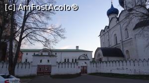 [P30] Unul din kremlinurile din Suzdal » foto by mariana.olaru
 - 
<span class="allrVoted glyphicon glyphicon-heart hidden" id="av1075302"></span>
<a class="m-l-10 hidden" id="sv1075302" onclick="voting_Foto_DelVot(,1075302,5579)" role="button">șterge vot <span class="glyphicon glyphicon-remove"></span></a>
<a id="v91075302" class=" c-red"  onclick="voting_Foto_SetVot(1075302)" role="button"><span class="glyphicon glyphicon-heart-empty"></span> <b>LIKE</b> = Votează poza</a> <img class="hidden"  id="f1075302W9" src="/imagini/loader.gif" border="0" /><span class="AjErrMes hidden" id="e1075302ErM"></span>