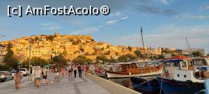 [P01] Peninsula Panagia văzută din port la asfințit » foto by Carmen Ion
 - 
<span class="allrVoted glyphicon glyphicon-heart hidden" id="av1336410"></span>
<a class="m-l-10 hidden" id="sv1336410" onclick="voting_Foto_DelVot(,1336410,5636)" role="button">șterge vot <span class="glyphicon glyphicon-remove"></span></a>
<a id="v91336410" class=" c-red"  onclick="voting_Foto_SetVot(1336410)" role="button"><span class="glyphicon glyphicon-heart-empty"></span> <b>LIKE</b> = Votează poza</a> <img class="hidden"  id="f1336410W9" src="/imagini/loader.gif" border="0" /><span class="AjErrMes hidden" id="e1336410ErM"></span>