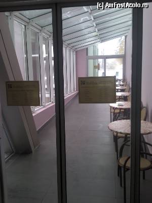 [P07] Complexul de sănătate/welness/SPA Perla - culoarul de legătură cu hotelul; partea asta e cea despre care spuneam că e folosită şi ca 'fumoar'.  » foto by Dragoș_MD
 - 
<span class="allrVoted glyphicon glyphicon-heart hidden" id="av394217"></span>
<a class="m-l-10 hidden" id="sv394217" onclick="voting_Foto_DelVot(,394217,5640)" role="button">șterge vot <span class="glyphicon glyphicon-remove"></span></a>
<a id="v9394217" class=" c-red"  onclick="voting_Foto_SetVot(394217)" role="button"><span class="glyphicon glyphicon-heart-empty"></span> <b>LIKE</b> = Votează poza</a> <img class="hidden"  id="f394217W9" src="/imagini/loader.gif" border="0" /><span class="AjErrMes hidden" id="e394217ErM"></span>