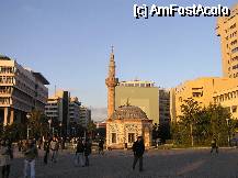 [P20] In centrul istoric al orasului Izmir » foto by pepsi70ro
 - 
<span class="allrVoted glyphicon glyphicon-heart hidden" id="av72941"></span>
<a class="m-l-10 hidden" id="sv72941" onclick="voting_Foto_DelVot(,72941,5718)" role="button">șterge vot <span class="glyphicon glyphicon-remove"></span></a>
<a id="v972941" class=" c-red"  onclick="voting_Foto_SetVot(72941)" role="button"><span class="glyphicon glyphicon-heart-empty"></span> <b>LIKE</b> = Votează poza</a> <img class="hidden"  id="f72941W9" src="/imagini/loader.gif" border="0" /><span class="AjErrMes hidden" id="e72941ErM"></span>