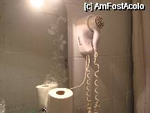 [P15] In baie exista uscator de par » foto by pink_gabi*
 - 
<span class="allrVoted glyphicon glyphicon-heart hidden" id="av74147"></span>
<a class="m-l-10 hidden" id="sv74147" onclick="voting_Foto_DelVot(,74147,5747)" role="button">șterge vot <span class="glyphicon glyphicon-remove"></span></a>
<a id="v974147" class=" c-red"  onclick="voting_Foto_SetVot(74147)" role="button"><span class="glyphicon glyphicon-heart-empty"></span> <b>LIKE</b> = Votează poza</a> <img class="hidden"  id="f74147W9" src="/imagini/loader.gif" border="0" /><span class="AjErrMes hidden" id="e74147ErM"></span>