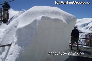 [P12] Zapada din plin pe platforma de la Aiguille du Midi » foto by andreip2
 - 
<span class="allrVoted glyphicon glyphicon-heart hidden" id="av560469"></span>
<a class="m-l-10 hidden" id="sv560469" onclick="voting_Foto_DelVot(,560469,5749)" role="button">șterge vot <span class="glyphicon glyphicon-remove"></span></a>
<a id="v9560469" class=" c-red"  onclick="voting_Foto_SetVot(560469)" role="button"><span class="glyphicon glyphicon-heart-empty"></span> <b>LIKE</b> = Votează poza</a> <img class="hidden"  id="f560469W9" src="/imagini/loader.gif" border="0" /><span class="AjErrMes hidden" id="e560469ErM"></span>