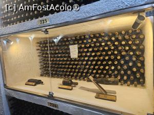 [P01] Sticla de vin din anul 1902 » foto by Opelantara
 - 
<span class="allrVoted glyphicon glyphicon-heart hidden" id="av1498325"></span>
<a class="m-l-10 hidden" id="sv1498325" onclick="voting_Foto_DelVot(,1498325,5834)" role="button">șterge vot <span class="glyphicon glyphicon-remove"></span></a>
<a id="v91498325" class=" c-red"  onclick="voting_Foto_SetVot(1498325)" role="button"><span class="glyphicon glyphicon-heart-empty"></span> <b>LIKE</b> = Votează poza</a> <img class="hidden"  id="f1498325W9" src="/imagini/loader.gif" border="0" /><span class="AjErrMes hidden" id="e1498325ErM"></span>