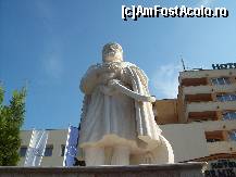 [P05] Statuia lui Decebal din fata Hotelului Germisara » foto by DanTal74
 - 
<span class="allrVoted glyphicon glyphicon-heart hidden" id="av383181"></span>
<a class="m-l-10 hidden" id="sv383181" onclick="voting_Foto_DelVot(,383181,5840)" role="button">șterge vot <span class="glyphicon glyphicon-remove"></span></a>
<a id="v9383181" class=" c-red"  onclick="voting_Foto_SetVot(383181)" role="button"><span class="glyphicon glyphicon-heart-empty"></span> <b>LIKE</b> = Votează poza</a> <img class="hidden"  id="f383181W9" src="/imagini/loader.gif" border="0" /><span class="AjErrMes hidden" id="e383181ErM"></span>