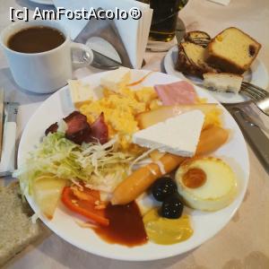 [P05] Micul dejun mare la hotelul Germisara » foto by dorgo
 - 
<span class="allrVoted glyphicon glyphicon-heart hidden" id="av1364539"></span>
<a class="m-l-10 hidden" id="sv1364539" onclick="voting_Foto_DelVot(,1364539,5840)" role="button">șterge vot <span class="glyphicon glyphicon-remove"></span></a>
<a id="v91364539" class=" c-red"  onclick="voting_Foto_SetVot(1364539)" role="button"><span class="glyphicon glyphicon-heart-empty"></span> <b>LIKE</b> = Votează poza</a> <img class="hidden"  id="f1364539W9" src="/imagini/loader.gif" border="0" /><span class="AjErrMes hidden" id="e1364539ErM"></span>