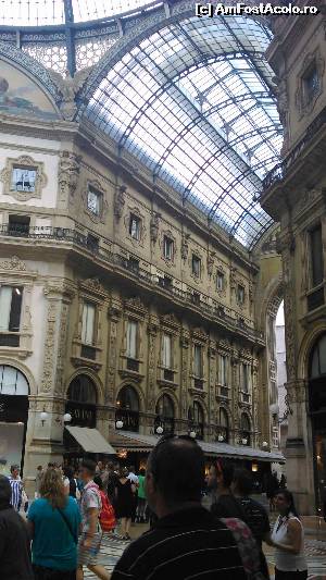 [P23] Celebrele Galerii Vittorio Emanuele » foto by anidance
 - 
<span class="allrVoted glyphicon glyphicon-heart hidden" id="av549015"></span>
<a class="m-l-10 hidden" id="sv549015" onclick="voting_Foto_DelVot(,549015,5852)" role="button">șterge vot <span class="glyphicon glyphicon-remove"></span></a>
<a id="v9549015" class=" c-red"  onclick="voting_Foto_SetVot(549015)" role="button"><span class="glyphicon glyphicon-heart-empty"></span> <b>LIKE</b> = Votează poza</a> <img class="hidden"  id="f549015W9" src="/imagini/loader.gif" border="0" /><span class="AjErrMes hidden" id="e549015ErM"></span>