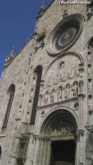 [P27] Domul din Como » foto by anidance
 - 
<span class="allrVoted glyphicon glyphicon-heart hidden" id="av549019"></span>
<a class="m-l-10 hidden" id="sv549019" onclick="voting_Foto_DelVot(,549019,5852)" role="button">șterge vot <span class="glyphicon glyphicon-remove"></span></a>
<a id="v9549019" class=" c-red"  onclick="voting_Foto_SetVot(549019)" role="button"><span class="glyphicon glyphicon-heart-empty"></span> <b>LIKE</b> = Votează poza</a> <img class="hidden"  id="f549019W9" src="/imagini/loader.gif" border="0" /><span class="AjErrMes hidden" id="e549019ErM"></span>