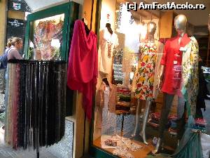 [P31] Bellagio magazin cu confectii din matase » foto by anidance
 - 
<span class="allrVoted glyphicon glyphicon-heart hidden" id="av549023"></span>
<a class="m-l-10 hidden" id="sv549023" onclick="voting_Foto_DelVot(,549023,5852)" role="button">șterge vot <span class="glyphicon glyphicon-remove"></span></a>
<a id="v9549023" class=" c-red"  onclick="voting_Foto_SetVot(549023)" role="button"><span class="glyphicon glyphicon-heart-empty"></span> <b>LIKE</b> = Votează poza</a> <img class="hidden"  id="f549023W9" src="/imagini/loader.gif" border="0" /><span class="AjErrMes hidden" id="e549023ErM"></span>