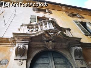 [P13] Intrarea în palazzo Venosta » foto by crismis
 - 
<span class="allrVoted glyphicon glyphicon-heart hidden" id="av1310708"></span>
<a class="m-l-10 hidden" id="sv1310708" onclick="voting_Foto_DelVot(,1310708,5852)" role="button">șterge vot <span class="glyphicon glyphicon-remove"></span></a>
<a id="v91310708" class=" c-red"  onclick="voting_Foto_SetVot(1310708)" role="button"><span class="glyphicon glyphicon-heart-empty"></span> <b>LIKE</b> = Votează poza</a> <img class="hidden"  id="f1310708W9" src="/imagini/loader.gif" border="0" /><span class="AjErrMes hidden" id="e1310708ErM"></span>