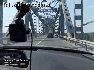 [P23] Drumul cu maşina de la Bucureşti la Albena - pe pod » foto by nicole33
 - 
<span class="allrVoted glyphicon glyphicon-heart hidden" id="av1385832"></span>
<a class="m-l-10 hidden" id="sv1385832" onclick="voting_Foto_DelVot(,1385832,5875)" role="button">șterge vot <span class="glyphicon glyphicon-remove"></span></a>
<a id="v91385832" class=" c-red"  onclick="voting_Foto_SetVot(1385832)" role="button"><span class="glyphicon glyphicon-heart-empty"></span> <b>LIKE</b> = Votează poza</a> <img class="hidden"  id="f1385832W9" src="/imagini/loader.gif" border="0" /><span class="AjErrMes hidden" id="e1385832ErM"></span>