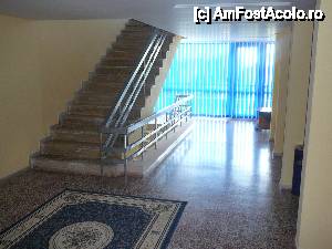 [P20] Casa scării, la etajul patru » foto by Claudiu U.
 - 
<span class="allrVoted glyphicon glyphicon-heart hidden" id="av487596"></span>
<a class="m-l-10 hidden" id="sv487596" onclick="voting_Foto_DelVot(,487596,5878)" role="button">șterge vot <span class="glyphicon glyphicon-remove"></span></a>
<a id="v9487596" class=" c-red"  onclick="voting_Foto_SetVot(487596)" role="button"><span class="glyphicon glyphicon-heart-empty"></span> <b>LIKE</b> = Votează poza</a> <img class="hidden"  id="f487596W9" src="/imagini/loader.gif" border="0" /><span class="AjErrMes hidden" id="e487596ErM"></span>