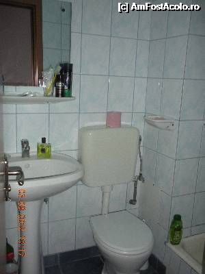 [P01] Baia, mica dar curata cu prosoape schimbate zilnic.  » foto by verobutterfly
 - 
<span class="allrVoted glyphicon glyphicon-heart hidden" id="av360481"></span>
<a class="m-l-10 hidden" id="sv360481" onclick="voting_Foto_DelVot(,360481,5878)" role="button">șterge vot <span class="glyphicon glyphicon-remove"></span></a>
<a id="v9360481" class=" c-red"  onclick="voting_Foto_SetVot(360481)" role="button"><span class="glyphicon glyphicon-heart-empty"></span> <b>LIKE</b> = Votează poza</a> <img class="hidden"  id="f360481W9" src="/imagini/loader.gif" border="0" /><span class="AjErrMes hidden" id="e360481ErM"></span>