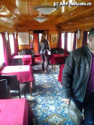 [P16] Trenul Regal - la Linia 14 din Gara de Nord; detalii din interior » foto by Dragoș_MD
 - 
<span class="allrVoted glyphicon glyphicon-heart hidden" id="av505245"></span>
<a class="m-l-10 hidden" id="sv505245" onclick="voting_Foto_DelVot(,505245,5895)" role="button">șterge vot <span class="glyphicon glyphicon-remove"></span></a>
<a id="v9505245" class=" c-red"  onclick="voting_Foto_SetVot(505245)" role="button"><span class="glyphicon glyphicon-heart-empty"></span> <b>LIKE</b> = Votează poza</a> <img class="hidden"  id="f505245W9" src="/imagini/loader.gif" border="0" /><span class="AjErrMes hidden" id="e505245ErM"></span>
