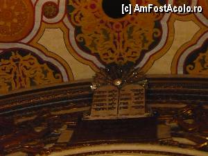 [P15] Bucuresti - Muzeul Holocaustului din Sinagoga Mare » foto by Diaura*
 - 
<span class="allrVoted glyphicon glyphicon-heart hidden" id="av378640"></span>
<a class="m-l-10 hidden" id="sv378640" onclick="voting_Foto_DelVot(,378640,5895)" role="button">șterge vot <span class="glyphicon glyphicon-remove"></span></a>
<a id="v9378640" class=" c-red"  onclick="voting_Foto_SetVot(378640)" role="button"><span class="glyphicon glyphicon-heart-empty"></span> <b>LIKE</b> = Votează poza</a> <img class="hidden"  id="f378640W9" src="/imagini/loader.gif" border="0" /><span class="AjErrMes hidden" id="e378640ErM"></span>