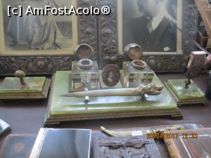 [P26] Trusa de birou cu călimara pt. cerneală și cea pentru nisip de uscat.  » foto by elviramvio
 - 
<span class="allrVoted glyphicon glyphicon-heart hidden" id="av849541"></span>
<a class="m-l-10 hidden" id="sv849541" onclick="voting_Foto_DelVot(,849541,5895)" role="button">șterge vot <span class="glyphicon glyphicon-remove"></span></a>
<a id="v9849541" class=" c-red"  onclick="voting_Foto_SetVot(849541)" role="button"><span class="glyphicon glyphicon-heart-empty"></span> <b>LIKE</b> = Votează poza</a> <img class="hidden"  id="f849541W9" src="/imagini/loader.gif" border="0" /><span class="AjErrMes hidden" id="e849541ErM"></span>