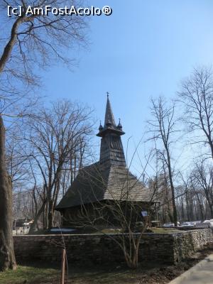 [P11] Biserica de lemn din Turea, Cluj - „Satul Nou”.  » foto by tata123 🔱
 - 
<span class="allrVoted glyphicon glyphicon-heart hidden" id="av930951"></span>
<a class="m-l-10 hidden" id="sv930951" onclick="voting_Foto_DelVot(,930951,5895)" role="button">șterge vot <span class="glyphicon glyphicon-remove"></span></a>
<a id="v9930951" class=" c-red"  onclick="voting_Foto_SetVot(930951)" role="button"><span class="glyphicon glyphicon-heart-empty"></span> <b>LIKE</b> = Votează poza</a> <img class="hidden"  id="f930951W9" src="/imagini/loader.gif" border="0" /><span class="AjErrMes hidden" id="e930951ErM"></span>