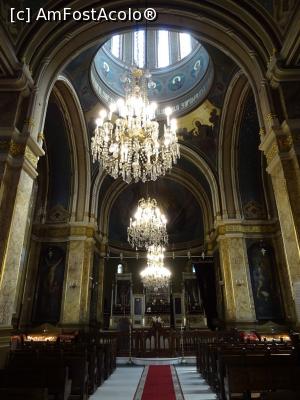 [P03] Interior - Biserica Armenească din București.  » foto by tata123 🔱
 - 
<span class="allrVoted glyphicon glyphicon-heart hidden" id="av994696"></span>
<a class="m-l-10 hidden" id="sv994696" onclick="voting_Foto_DelVot(,994696,5895)" role="button">șterge vot <span class="glyphicon glyphicon-remove"></span></a>
<a id="v9994696" class=" c-red"  onclick="voting_Foto_SetVot(994696)" role="button"><span class="glyphicon glyphicon-heart-empty"></span> <b>LIKE</b> = Votează poza</a> <img class="hidden"  id="f994696W9" src="/imagini/loader.gif" border="0" /><span class="AjErrMes hidden" id="e994696ErM"></span>
