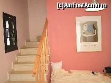 [P18] Scara de acces la etaj si un Picasso pe perete » foto by ionescunic
 - 
<span class="allrVoted glyphicon glyphicon-heart hidden" id="av79460"></span>
<a class="m-l-10 hidden" id="sv79460" onclick="voting_Foto_DelVot(,79460,5898)" role="button">șterge vot <span class="glyphicon glyphicon-remove"></span></a>
<a id="v979460" class=" c-red"  onclick="voting_Foto_SetVot(79460)" role="button"><span class="glyphicon glyphicon-heart-empty"></span> <b>LIKE</b> = Votează poza</a> <img class="hidden"  id="f79460W9" src="/imagini/loader.gif" border="0" /><span class="AjErrMes hidden" id="e79460ErM"></span>