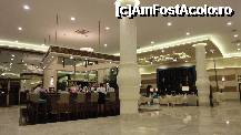 [P13] lobby-ul foarte frumos, unde este barul non-stop. Tot aici este singurul loc unde functioneaza internet-ul wireless la o calitate foarte slaba » foto by raducondulimazi
 - 
<span class="allrVoted glyphicon glyphicon-heart hidden" id="av187076"></span>
<a class="m-l-10 hidden" id="sv187076" onclick="voting_Foto_DelVot(,187076,5920)" role="button">șterge vot <span class="glyphicon glyphicon-remove"></span></a>
<a id="v9187076" class=" c-red"  onclick="voting_Foto_SetVot(187076)" role="button"><span class="glyphicon glyphicon-heart-empty"></span> <b>LIKE</b> = Votează poza</a> <img class="hidden"  id="f187076W9" src="/imagini/loader.gif" border="0" /><span class="AjErrMes hidden" id="e187076ErM"></span>