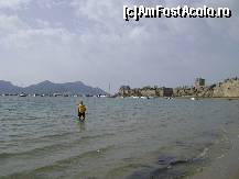 [P07] Plaja din Methoni - cam ravasita dupa o furtuna nocturna..:D. In spate se vede castelul...Oricum cred ca in mod normal, plaja este ok. » foto by vali_tulcea
 - 
<span class="allrVoted glyphicon glyphicon-heart hidden" id="av80597"></span>
<a class="m-l-10 hidden" id="sv80597" onclick="voting_Foto_DelVot(,80597,5932)" role="button">șterge vot <span class="glyphicon glyphicon-remove"></span></a>
<a id="v980597" class=" c-red"  onclick="voting_Foto_SetVot(80597)" role="button"><span class="glyphicon glyphicon-heart-empty"></span> <b>LIKE</b> = Votează poza</a> <img class="hidden"  id="f80597W9" src="/imagini/loader.gif" border="0" /><span class="AjErrMes hidden" id="e80597ErM"></span>