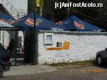 [P04] Sărata Monteoru - Intrarea la ştrand. 'Dacă eşti mai înalt, îţi ia tăticu bilet'.  » foto by iulianic
 - 
<span class="allrVoted glyphicon glyphicon-heart hidden" id="av467250"></span>
<a class="m-l-10 hidden" id="sv467250" onclick="voting_Foto_DelVot(,467250,5979)" role="button">șterge vot <span class="glyphicon glyphicon-remove"></span></a>
<a id="v9467250" class=" c-red"  onclick="voting_Foto_SetVot(467250)" role="button"><span class="glyphicon glyphicon-heart-empty"></span> <b>LIKE</b> = Votează poza</a> <img class="hidden"  id="f467250W9" src="/imagini/loader.gif" border="0" /><span class="AjErrMes hidden" id="e467250ErM"></span>